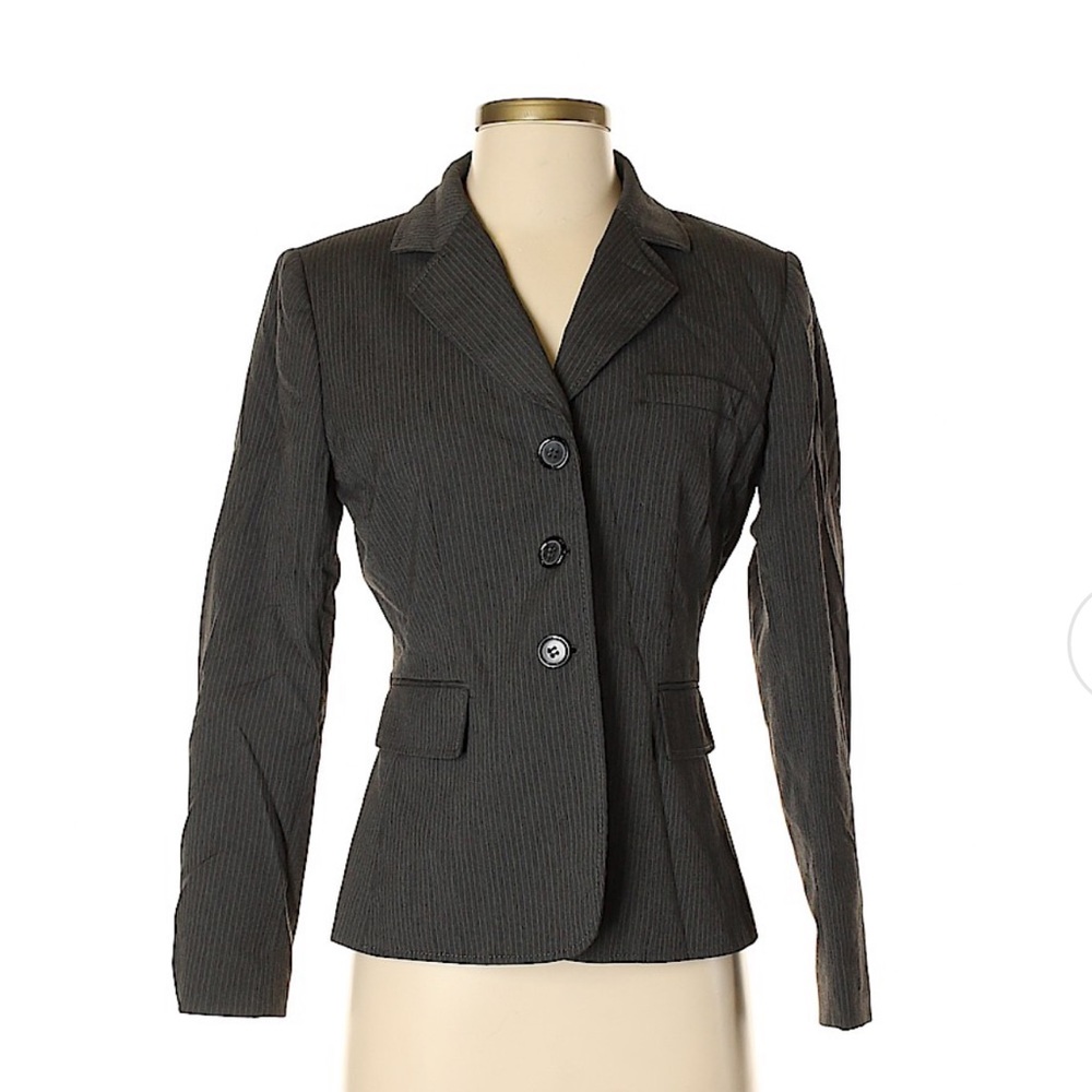 TAHARI STRIPED BLAZER